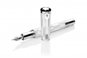The Commemoration Edition 1940 is limited to only 1940 pieces and marks the year of Lennon’s birth, fountain pen (CHF 3.875.-).