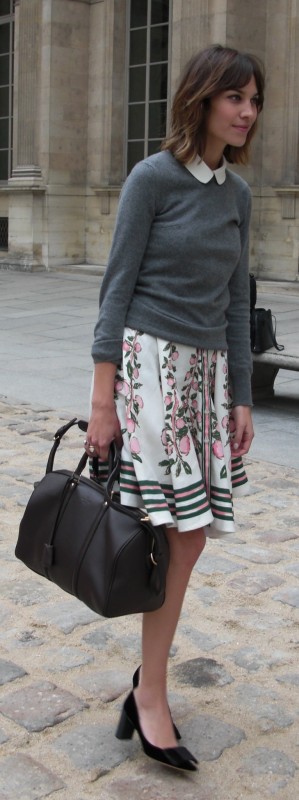 Alexa Chung wheels a Louis Vuitton suitcase around Manhattan - PurseBlog