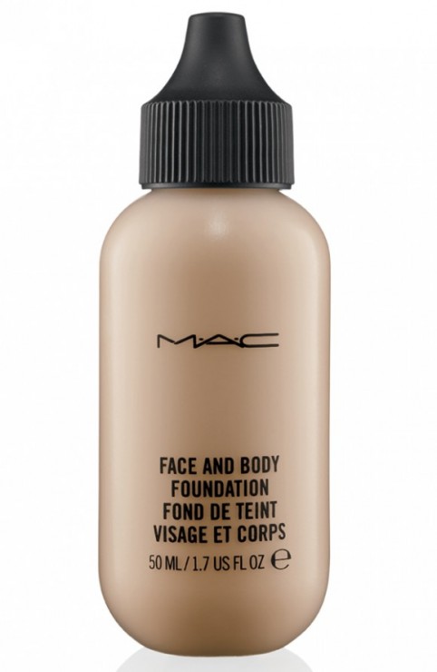 MAC-Face-and-Body-Foundation-C4-Carine-Roitfeld-580x889
