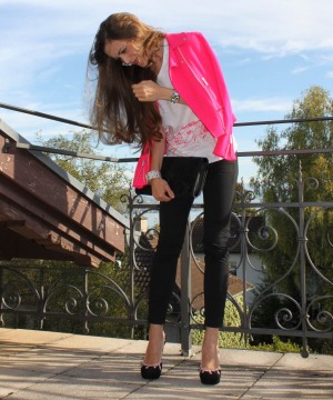 Sandra_Bauknecht_Zurich_tee_Closed