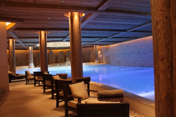 Alpina_gstaad-pool