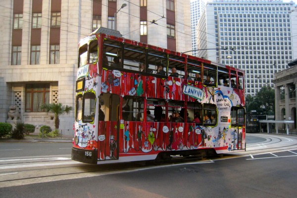 Lanvin_HongKong_Tram2
