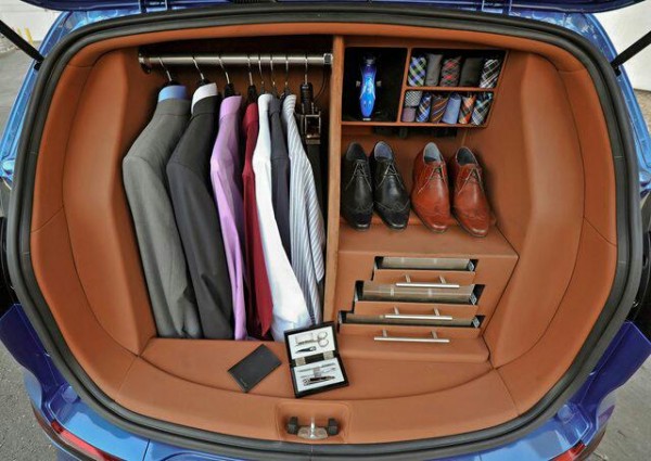 Car_closet-2