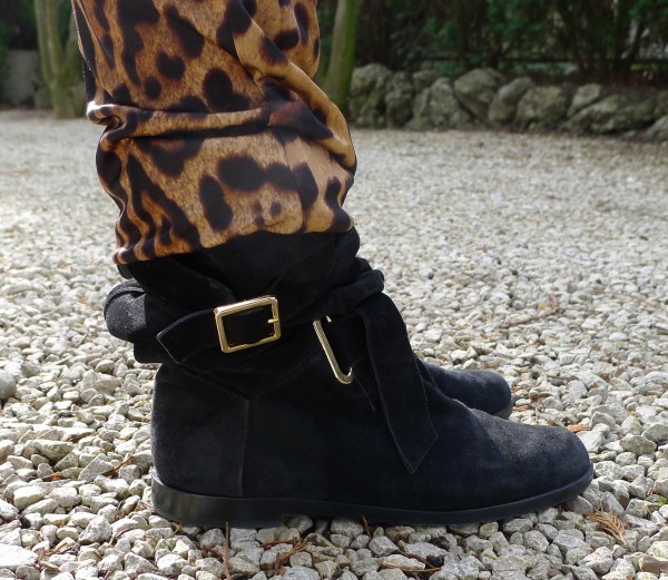 Balmain boots - Dolce & Gabbana Leopard sweatsuit
