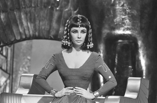 Elizabeth-Taylor-as-Cleopatra