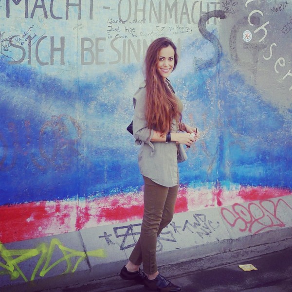 Sandra Bauknecht at Berlin Wall 3
