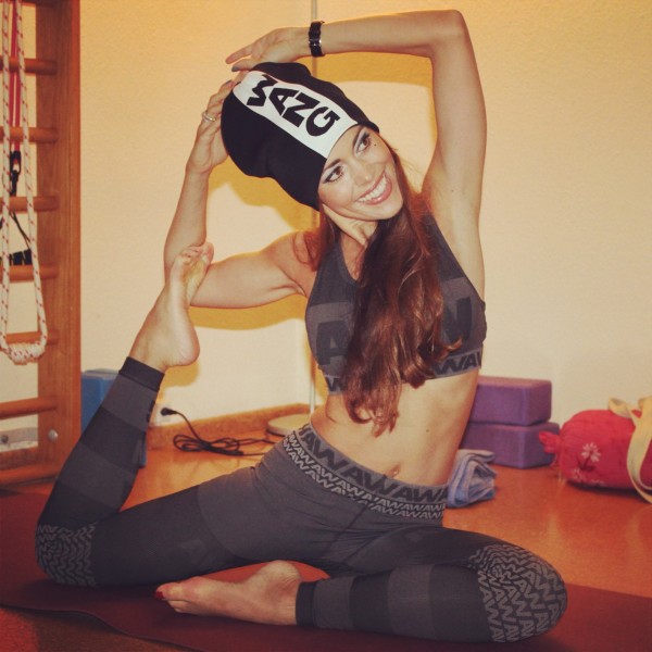 Sandra bauknecht in Alexander Wang x H&m at yoga