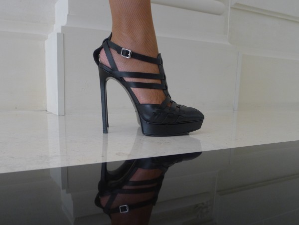 Saint_Laurent_heels