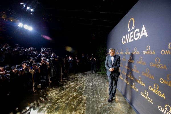 20140516_George Clooney joins OMEGA in Shanghai_2