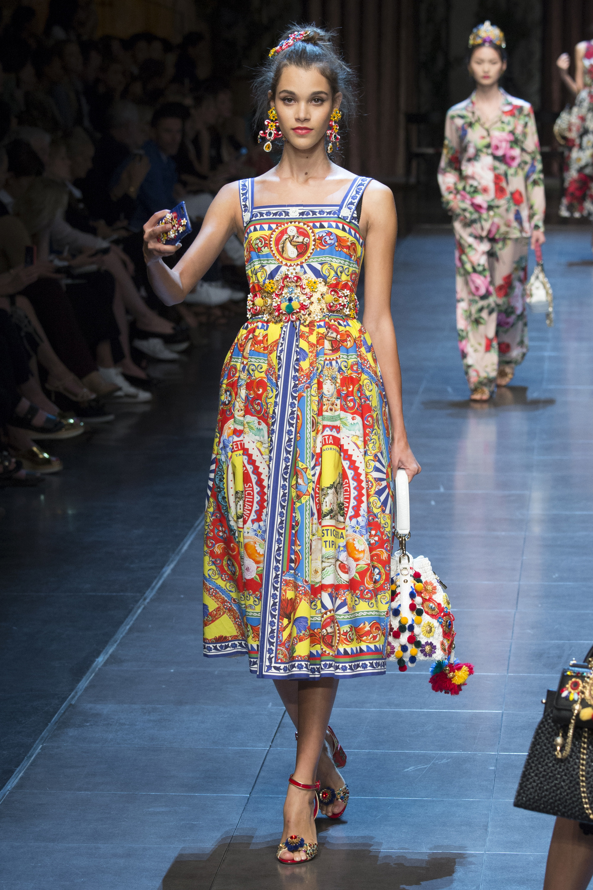 dolce and gabbana dresses 2017