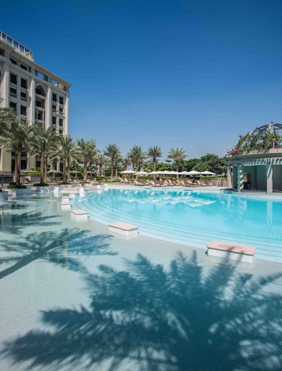 Palazzo Versace Hotel_Dubai_Pool