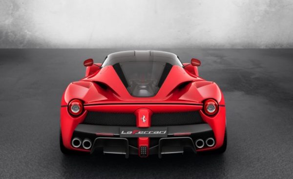 2014-Ferrari-LaFerrari-202-626x382