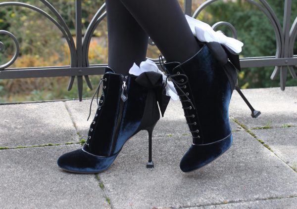 miu_miu_velvet_heels