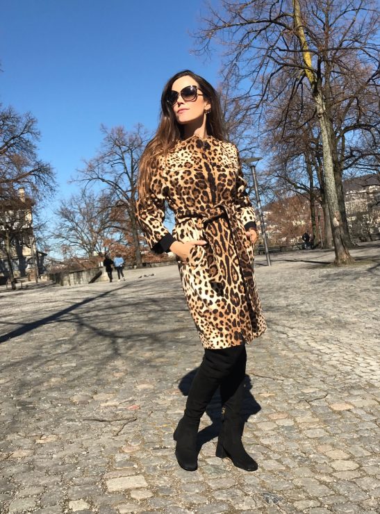 Sandra_Bauknecht_Dolce_Gabbana_leopard_coat_1