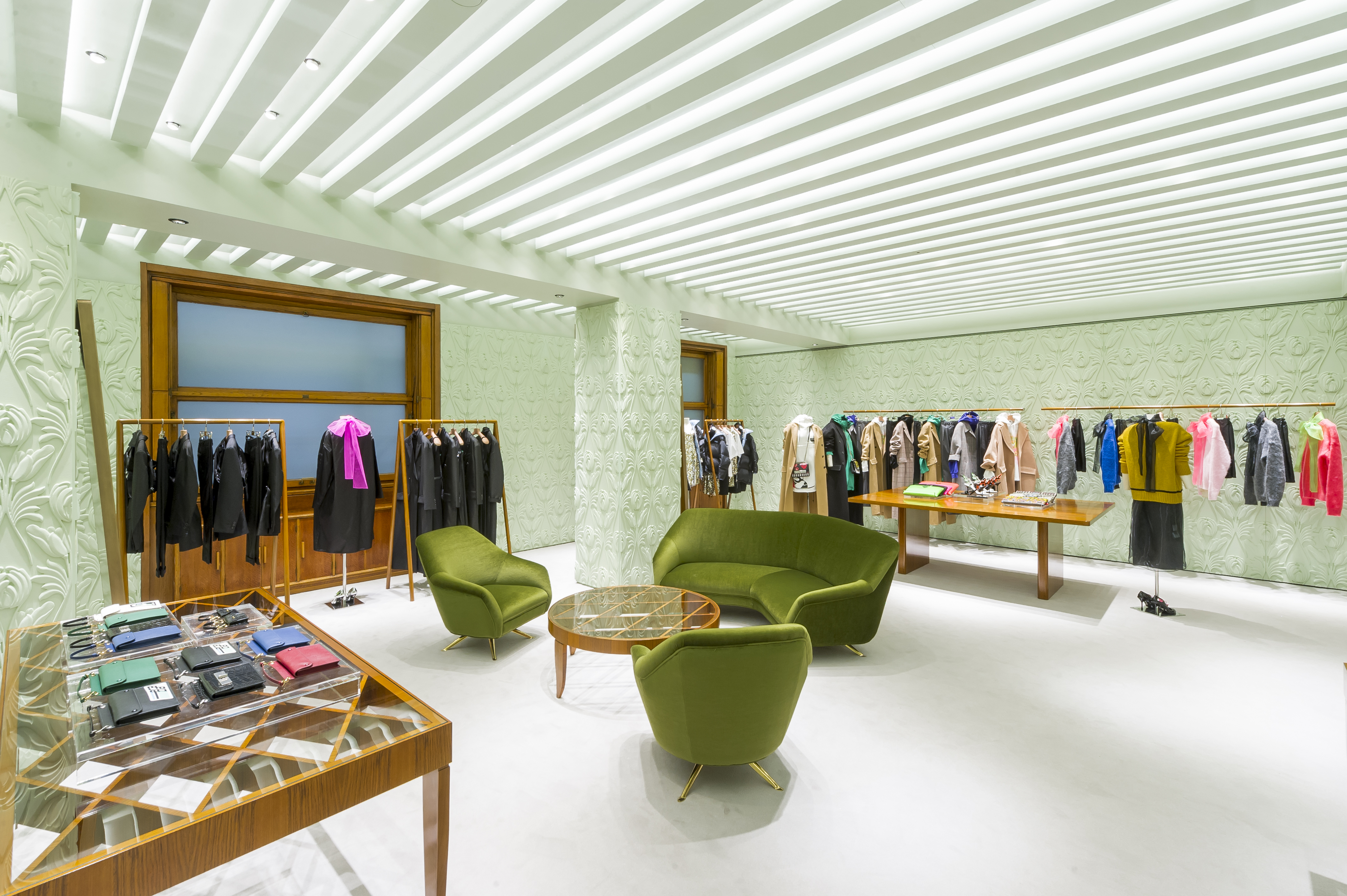 Prada’s New Milan Spaces & The Sidonie Bag Sandra‘s Closet