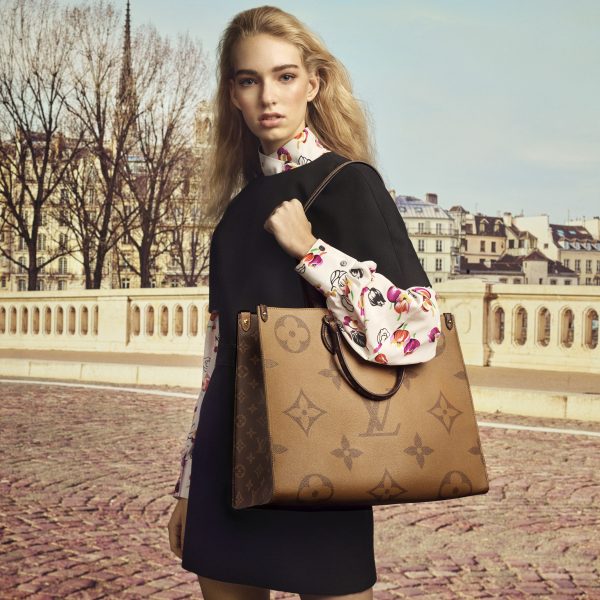 Louis Vuitton, Monogram Reverse Canvas Petite Malle