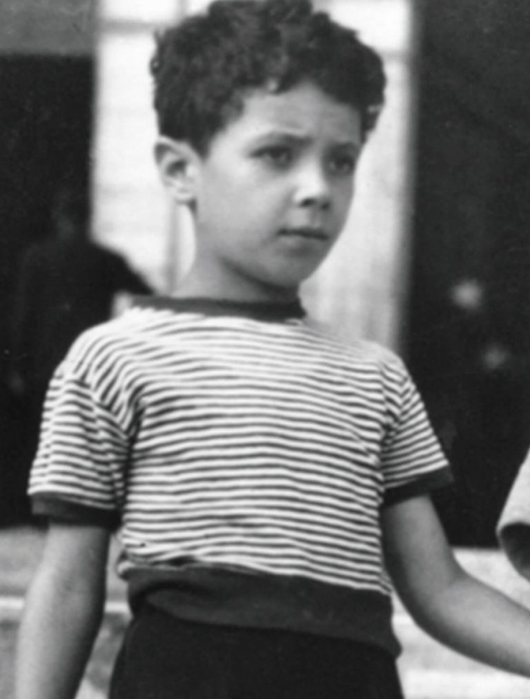 The Story of Serge Lutens Sandra‘s Closet